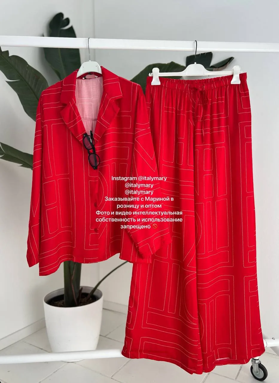 Наш must have комлект этого лета в новом шикарном красном 🍒

149€
Очки для аперитива/aperetiv glass