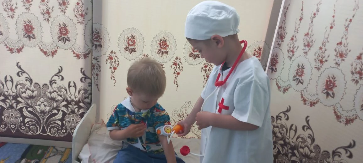 Сюжетно- игра "На приёме у доктора"