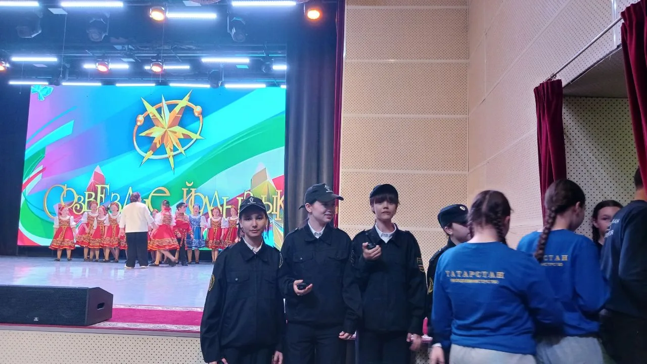 Члены отряда "Форпост"  Образовательные учреждения Республики Татарстан принимают активное участие в