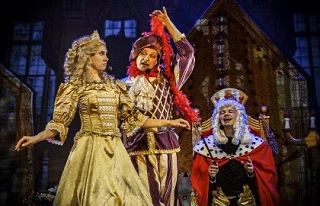 На разных сценах Петербурга этой осенью пройдут волшебные постановки для детей, которые...