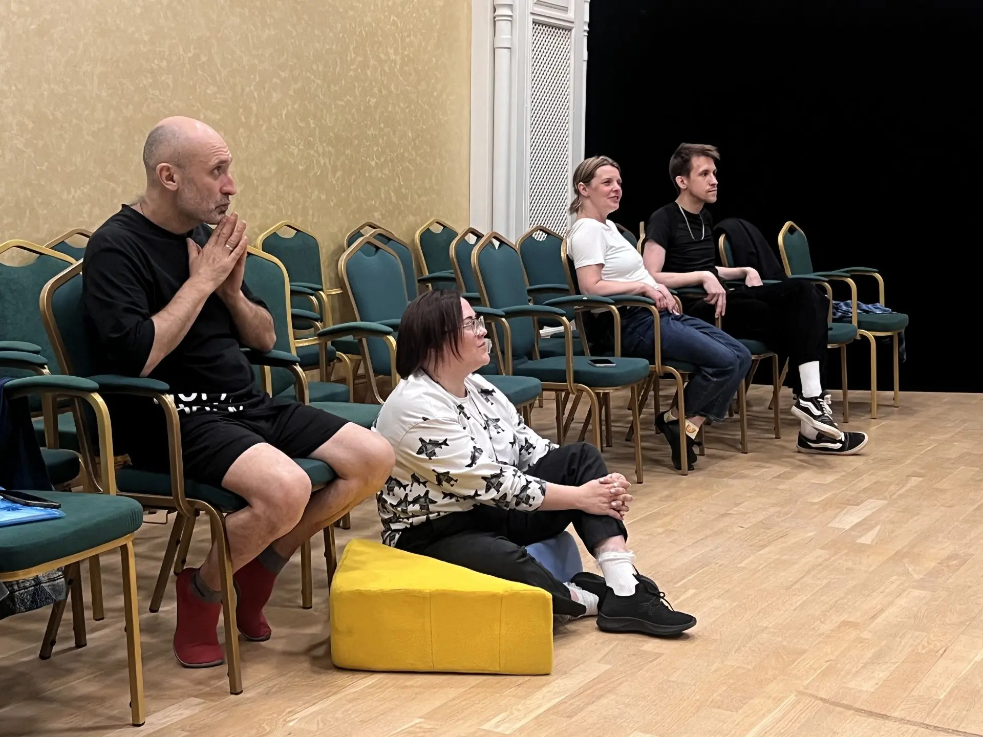 🤩🎭Наша неделя началась активно — с приезда творческой команды зарождающейся премьеры спектакля «Му