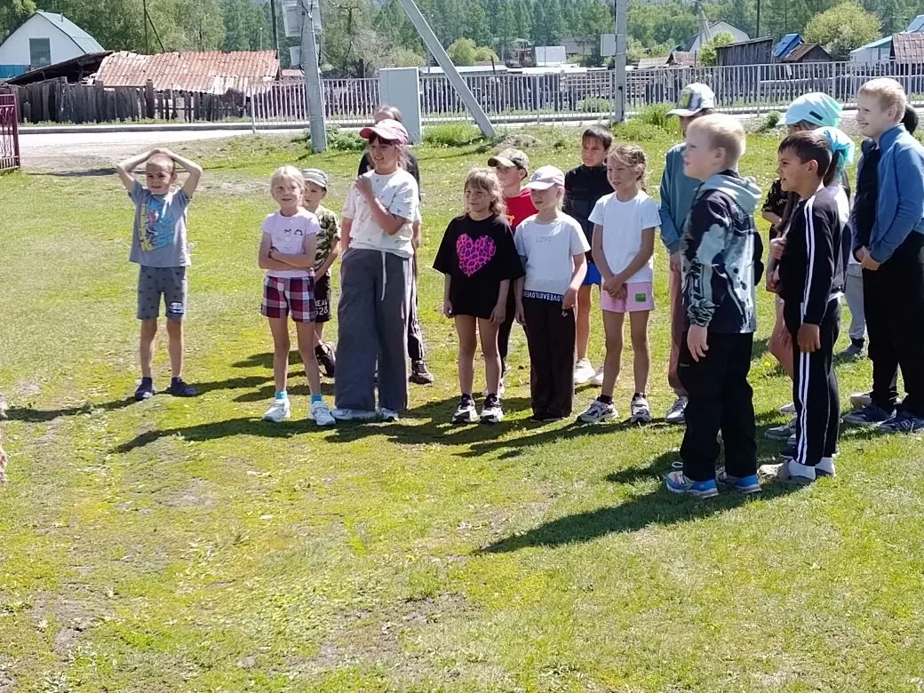 🌞 Лето в разгаре: в нашей школе открылся лагерь «Искорка»! 🌞