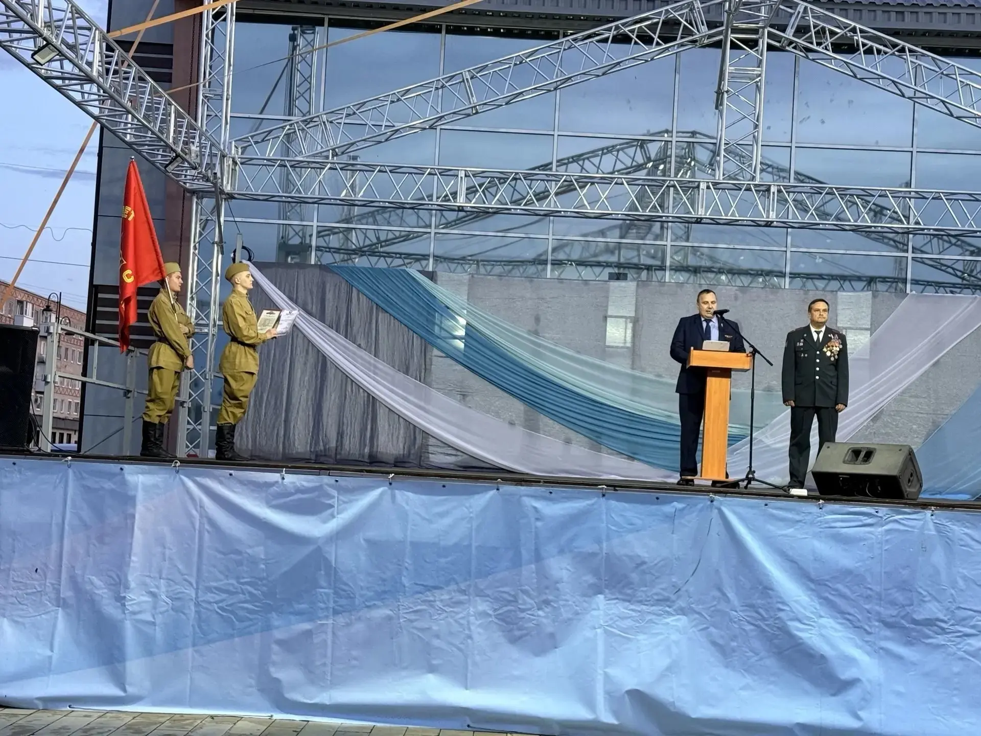 В Туринске прошла торжественная передача символов Брестской крепости в рамках акции «Эстафета памяти