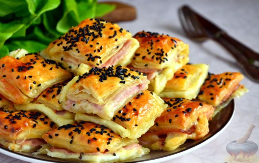 🥐 Закусочные слойки с сыром и ветчиной — хрустящие, сытные, на скорую руку! ✨
