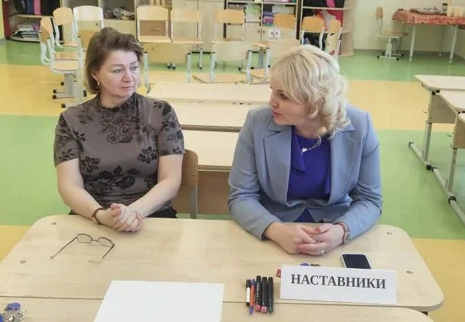 Мастерская наставничества: три поколения за одним столом 💬  19 февраля в нашей школе было необычайно