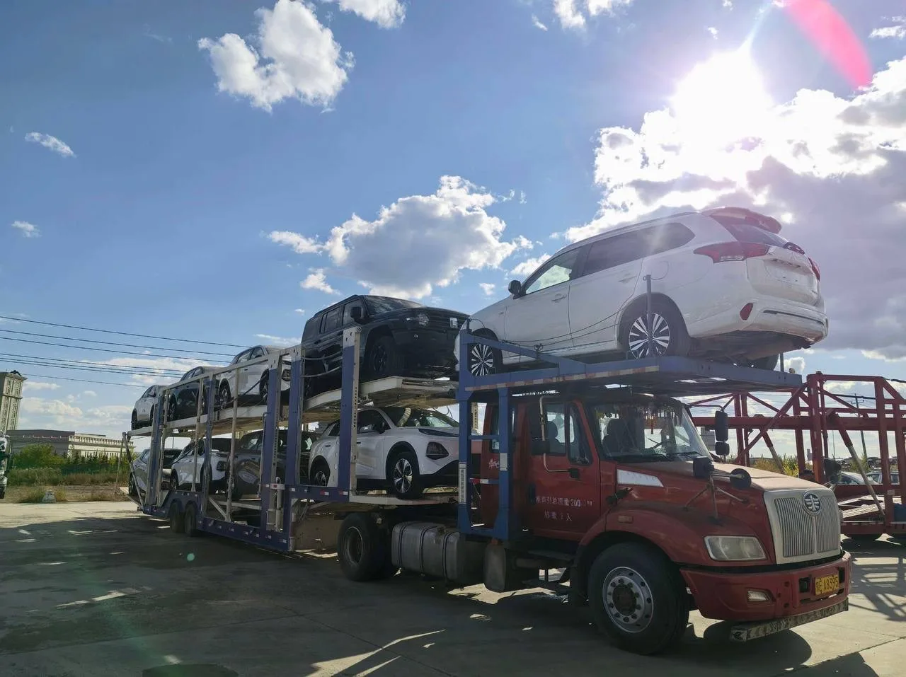 Автомобили наших клиентов уже в пути! 🚘