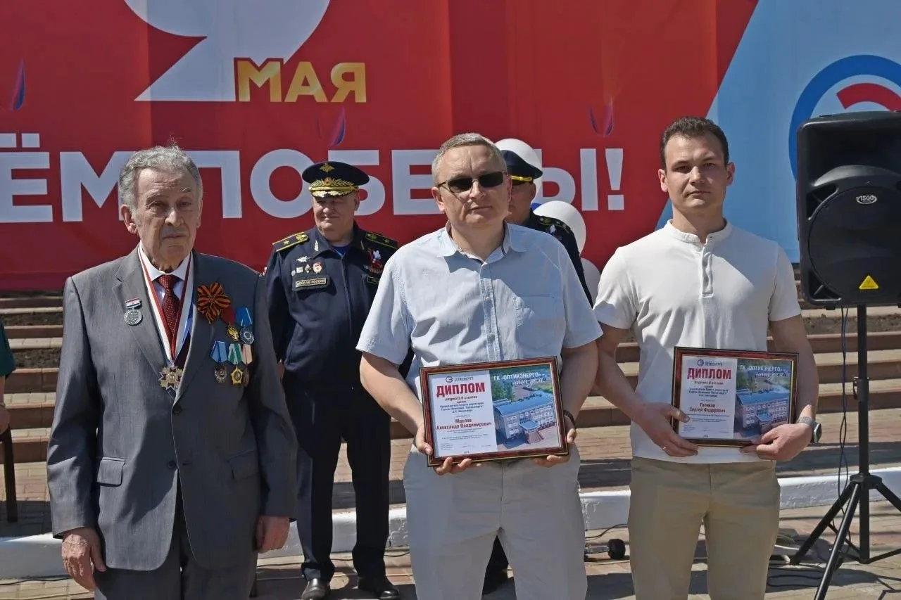 Также в Группе Компаний наградили не только самых спортивных сотрудников, но и самых ум...