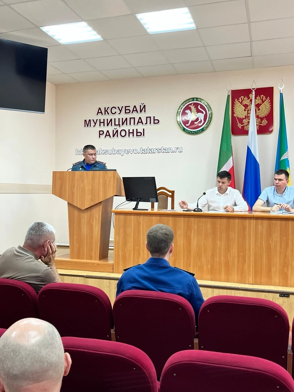 В зале заседаний Совета района состоялось заседание антитеррористической комиссии с уча...