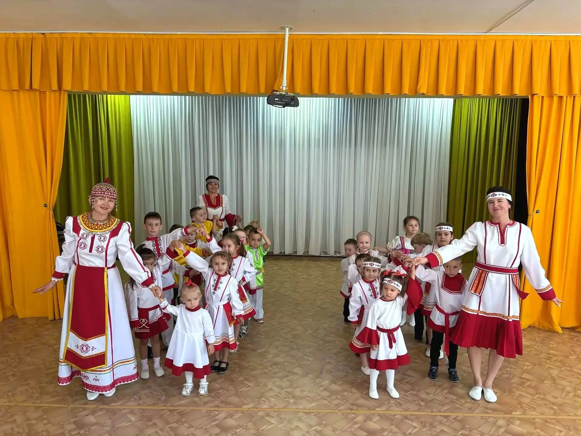 🌈В рамках празднования Единого дня фольклора в МБДОУ «Ибресинский детский сад «Радуга»...
