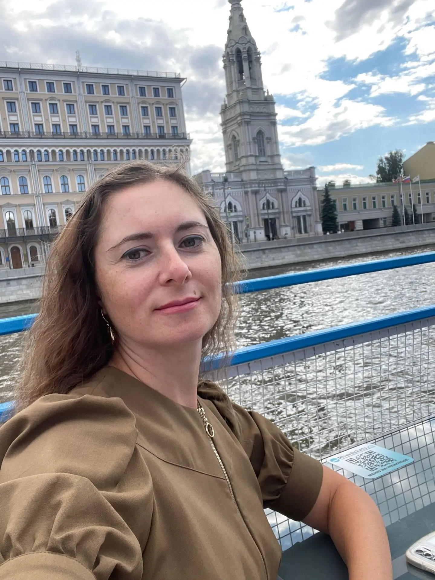 Сегодня спонтанная покупка тканей и прогулка по Москве.