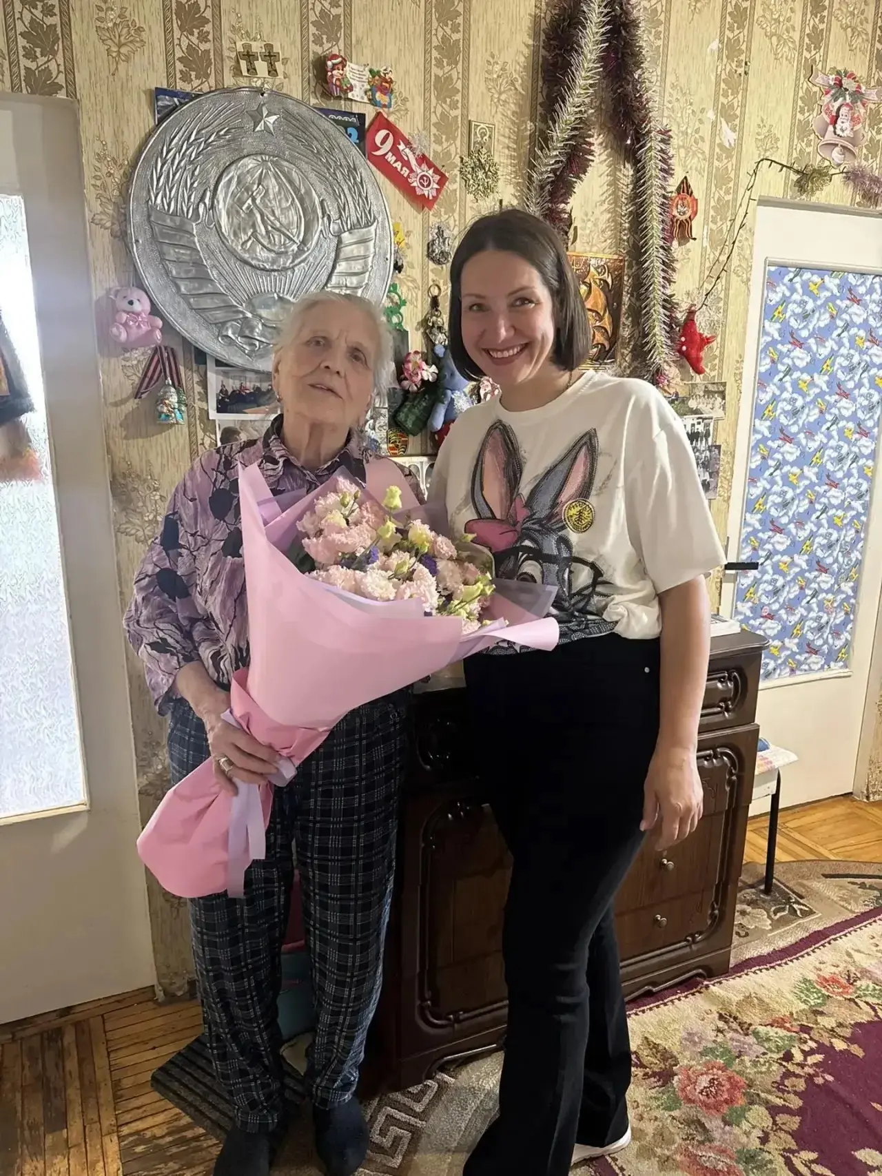 С почётным 90-летним юбилеем!