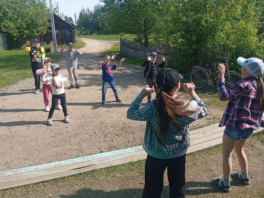 🎉 СЕГОДНЯ ДЕВЯТЫЙ ДЕНЬ ПРОФИЛЬНОЙ СМЕНЫ "ДЕТИ РОССИИ - РАЗНЫЕ НАРОДЫ, ОДНА СТРАНА", И У НАШЕГО ОТРЯ