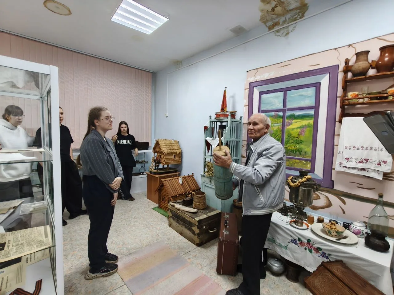 Знакомимся с профессией «Экскурсовод»