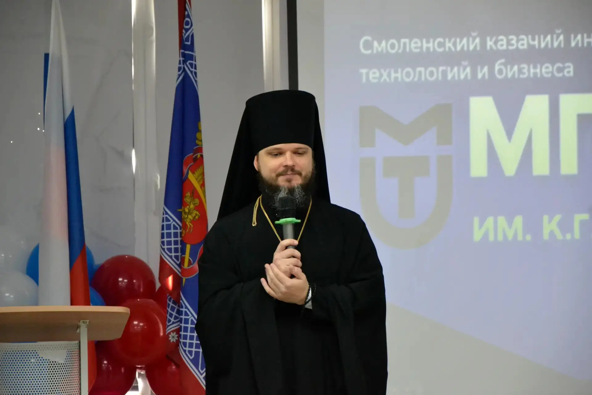 🎓В Смоленском казачьем институте промышленных технологий и бизнеса состоялось торжеств...
