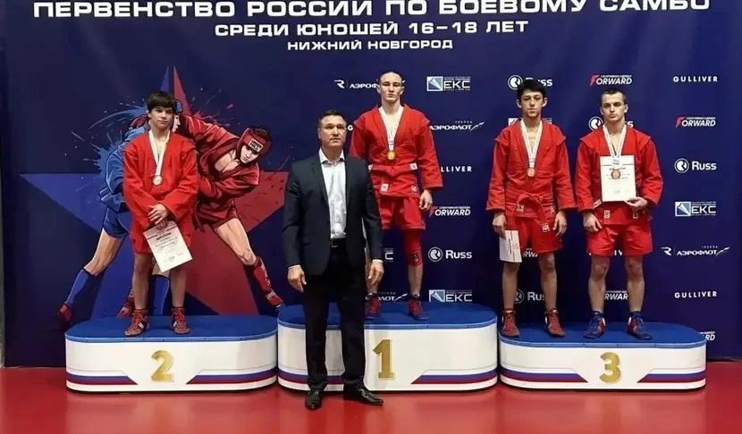 Борец из Барнаула впервые выиграл первенство России по боевому самбо.