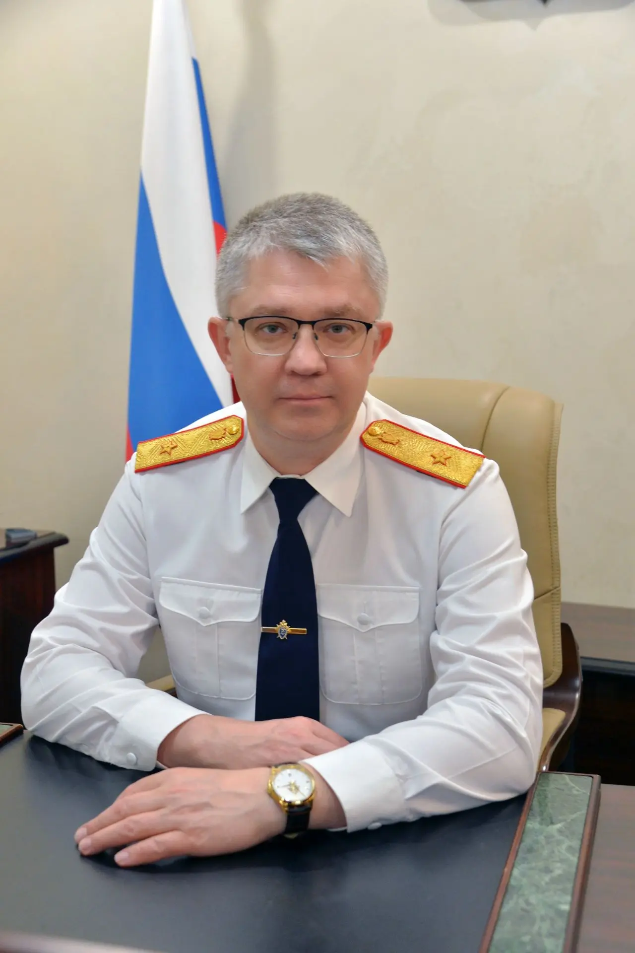 Поздравление руководителя следственного управления Следственного комитета Российской Фе...