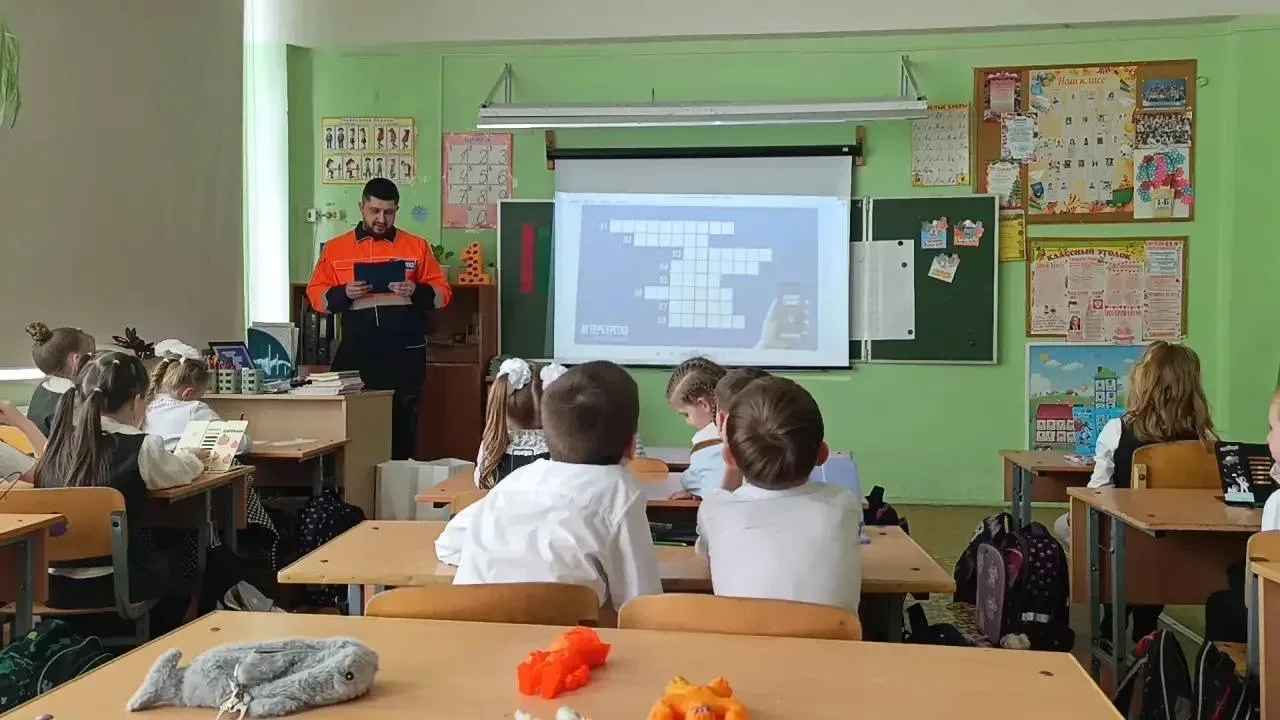 Уроки безопасности: «ПетербургГаз» в школе №69