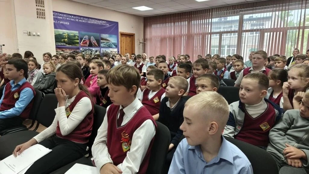 Научно-практическая конференция учащихся  В школе прошли научно-практические конференции «Первые шаг