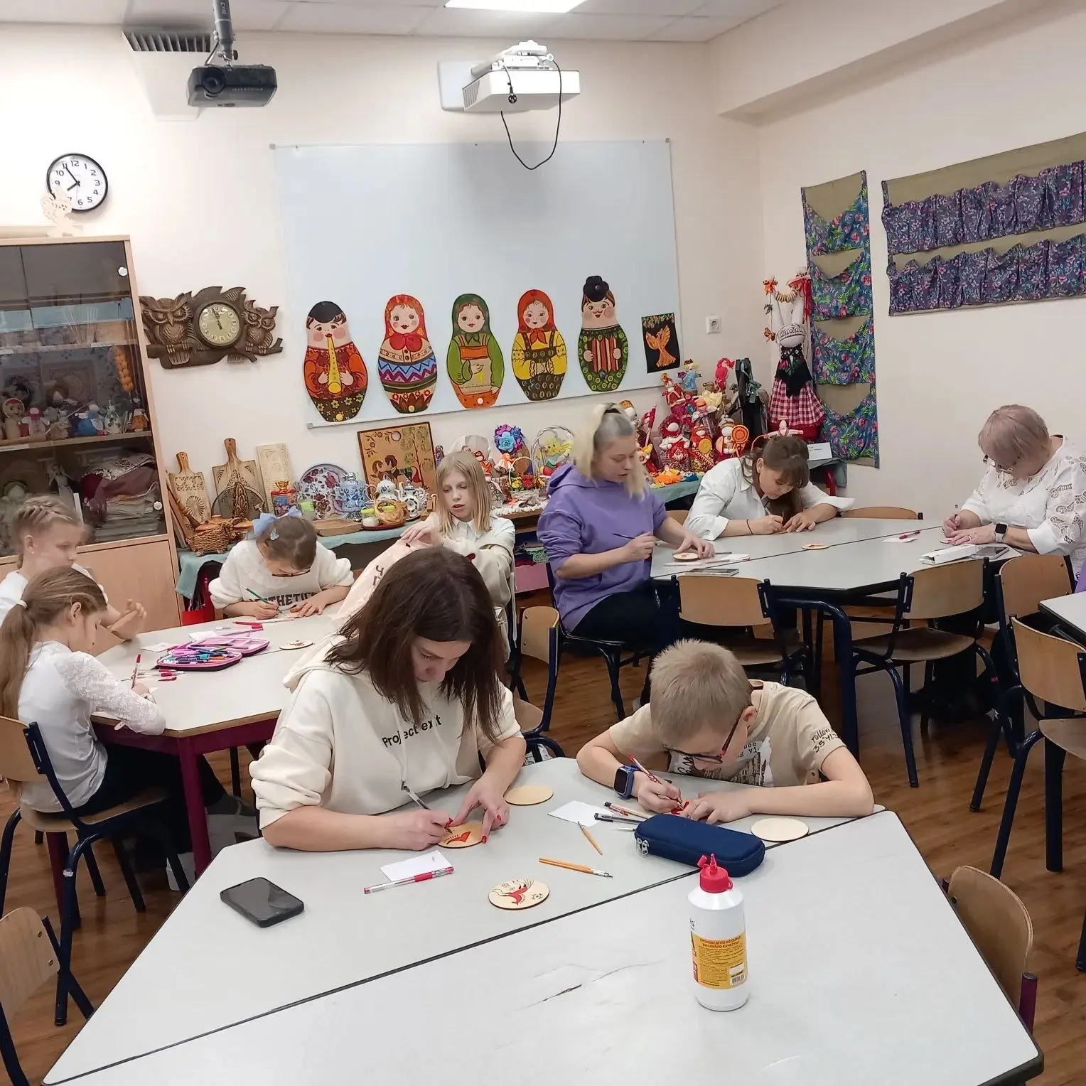 🎨 В рамках годового проекта «Душа России» для детей, родителей и молодых педагогов при непосредствен