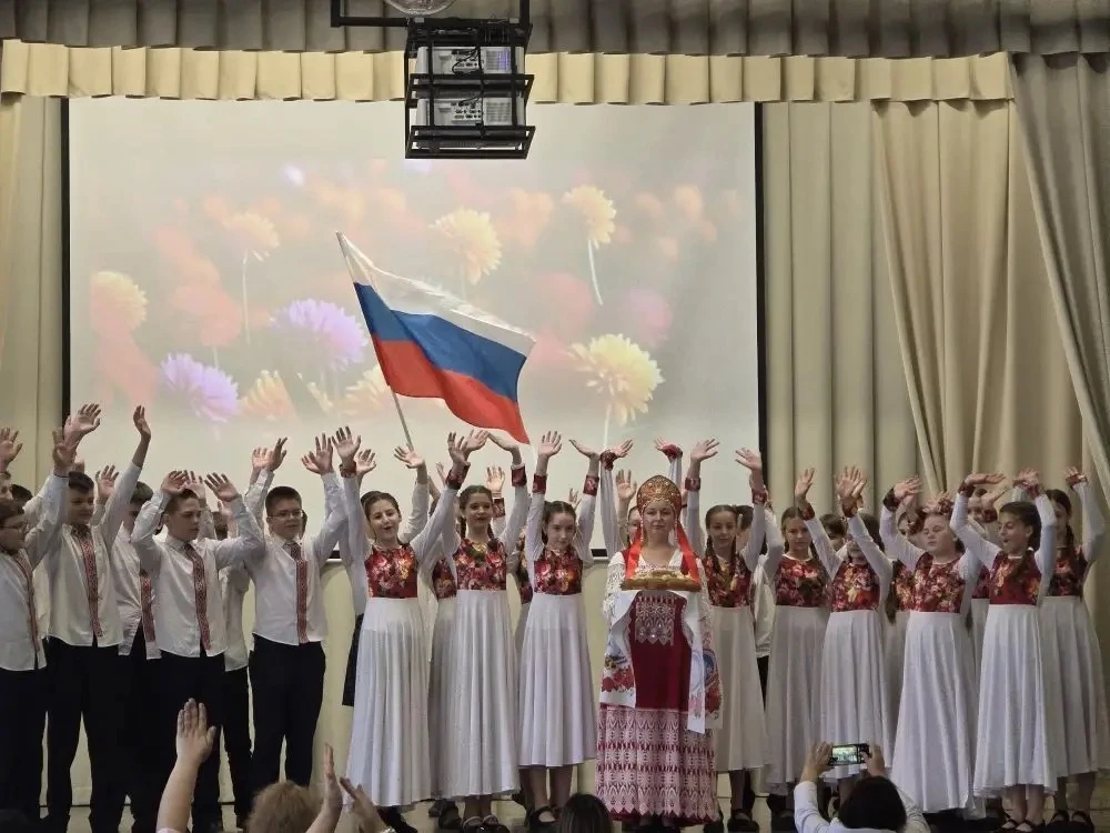 Смотр художественной самодеятельности -  это настоящий праздник  творчества, дружбы и культурного об