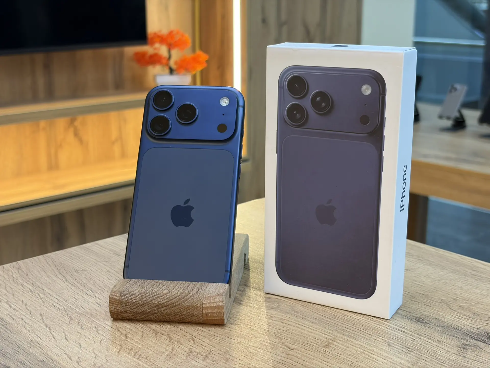 В наличии Б/У iPhone 17 Pro Sim+eSim с 100% АКБ!

iPhone 17 Pro 256GB 
Цвет: Deep Blue
Состояние: Ид