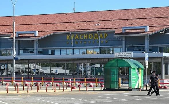 Аэропорт Краснодара закрыт в целях безопасности

https://max.ru/krd_00