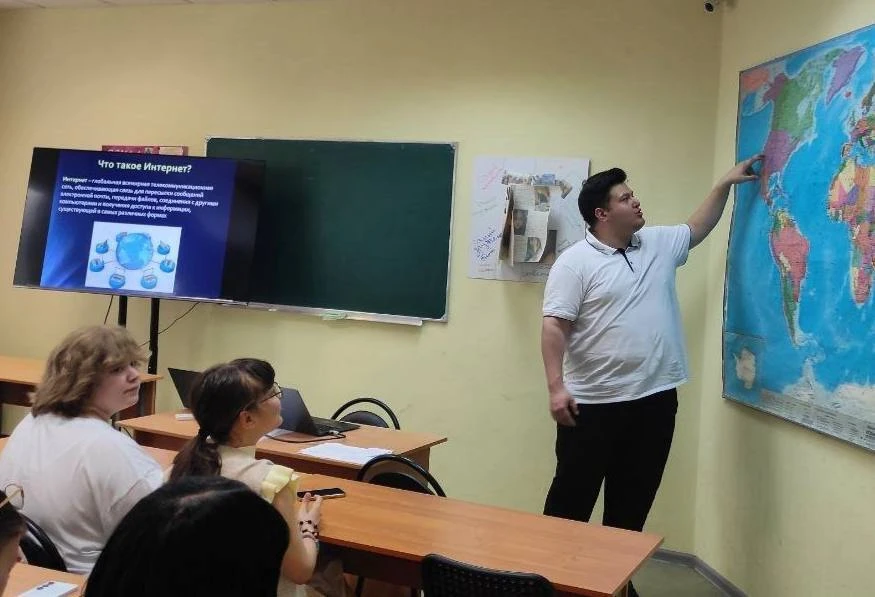 Студентам колледжа в Подольске рассказали об истории интернета  В Подольском колледже «Знание» ко Дн