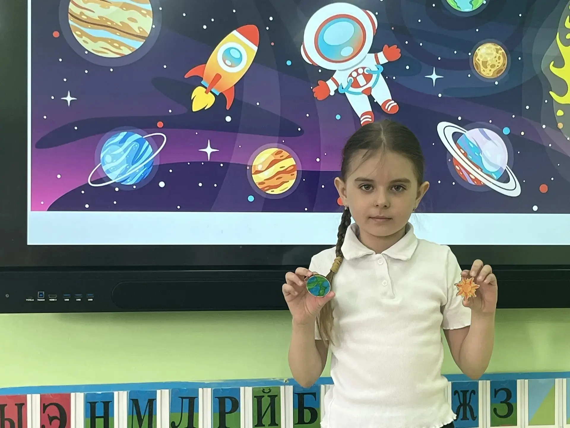 🚀🚀🚀В Бердюжской школе прошел мастер-класс «Космический талисман»!  🛸В преддверии Дня космонавтики, к
