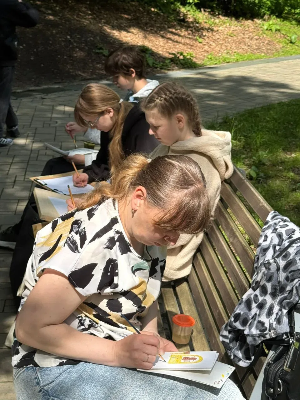 🎨 Дантово ущелье в Горячем Ключе стало площадкой Всероссийского пленэра.  В минувшее воскресенье в р