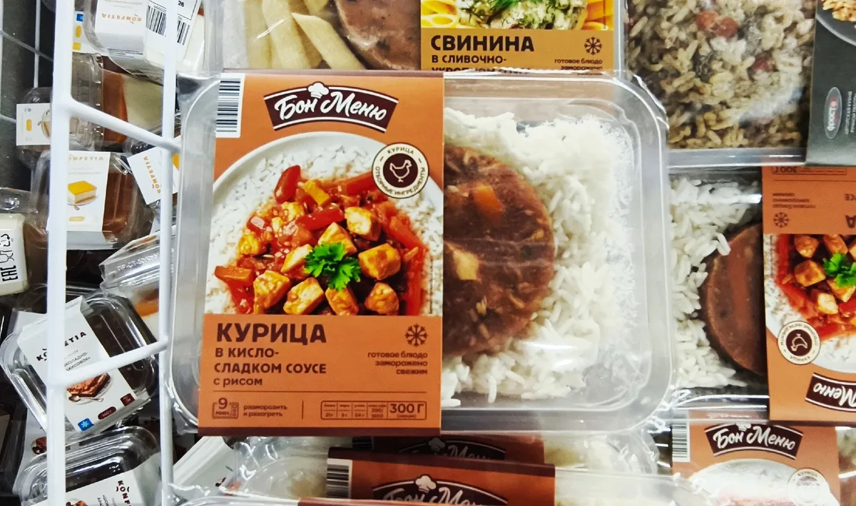 От Бон Меню готовое замороженное блюдо - Курица в кисло-сладком соусе с рисом. В упаков...
