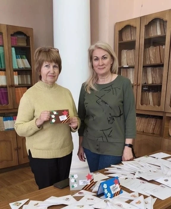 Акция «Подарок солдату» - поздравительные открытки и письма к 9 мая  - празднованию Победы в Великой