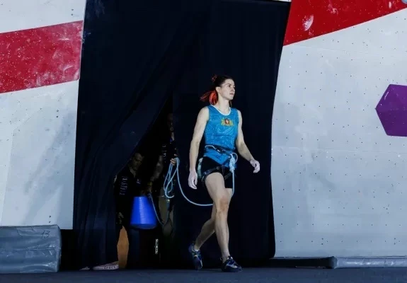 Виктория Мешкова вновь в полуфинале World Climbing Series!