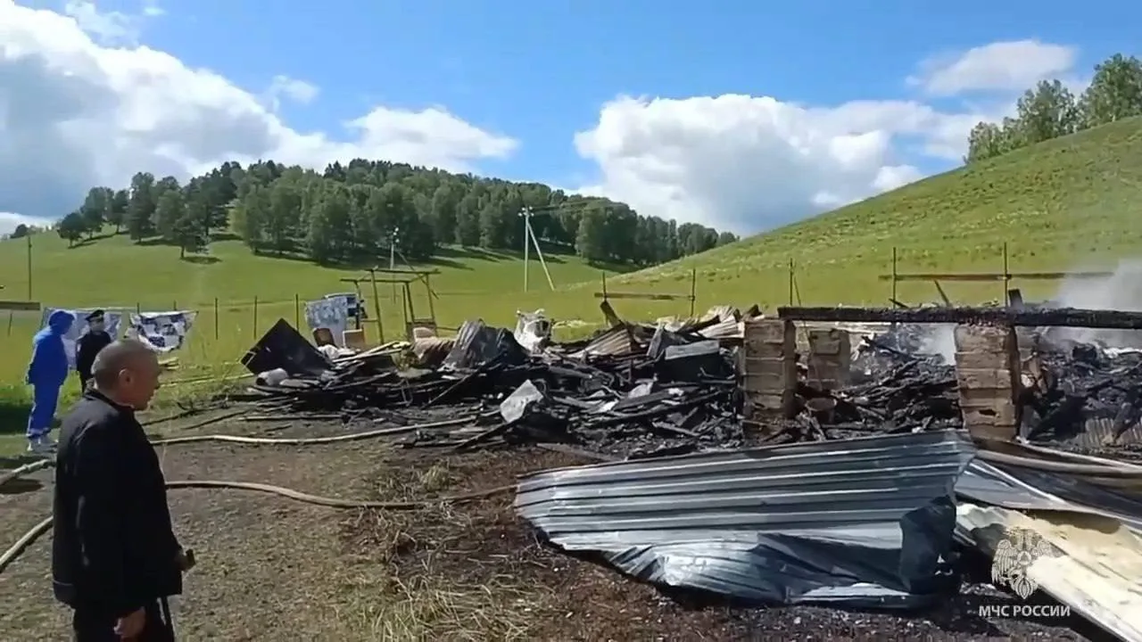 Причиной гибели троих детей в Башкирии стала неисправная электропроводка

Стала известна причина сме