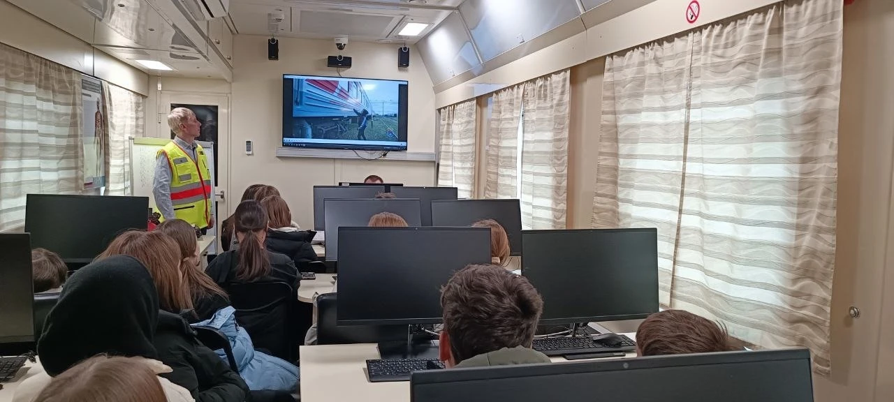 🚥Безопасность детей на железнодорожных путях 🚂   🚧Профилактика детского травматизма остается важной 