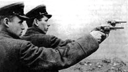 12 апреля 1918 года советские чекисты разгромили подполье анархистов, которое действовало в Москве. 