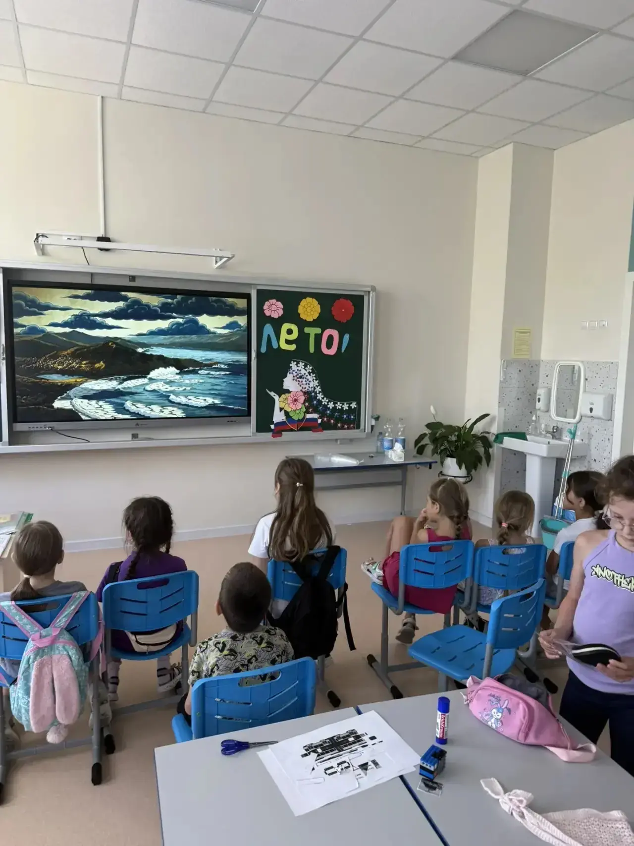 🎞 Киноклуб в пришкольном лагере!

Первый образовательный онлайн-кинотеатр "Ноль плюс" (Смотрим. Мыс