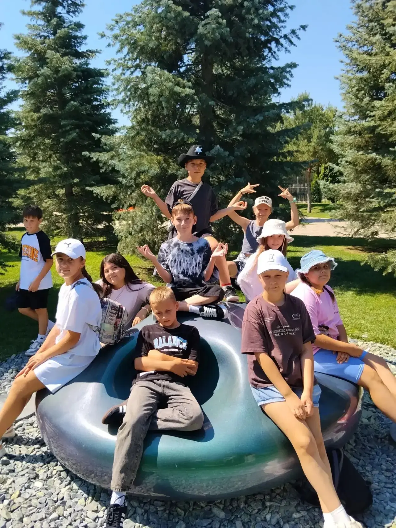 🌿 Яркий день 4 «А» класса!