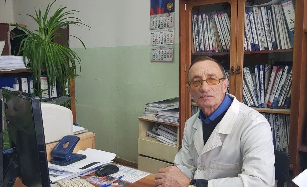 Кратко о гепатите С.
По оценкам врачей, в России в настоящее время гепатитом С больны около нескольк