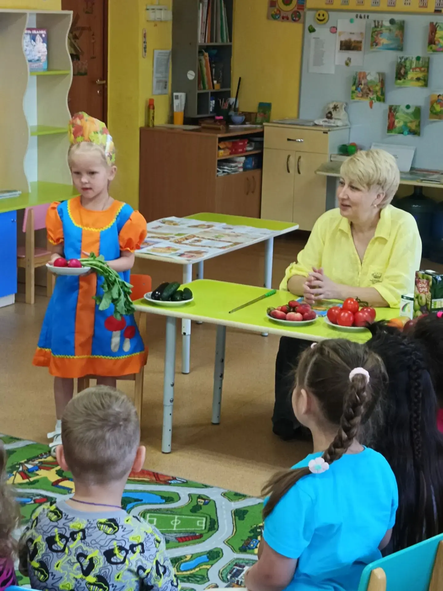 🌈Сегодня в старшей группе было по-настоящему вкусное и полезное событие!
🍎🍓🥕 Мы посвятили день з
