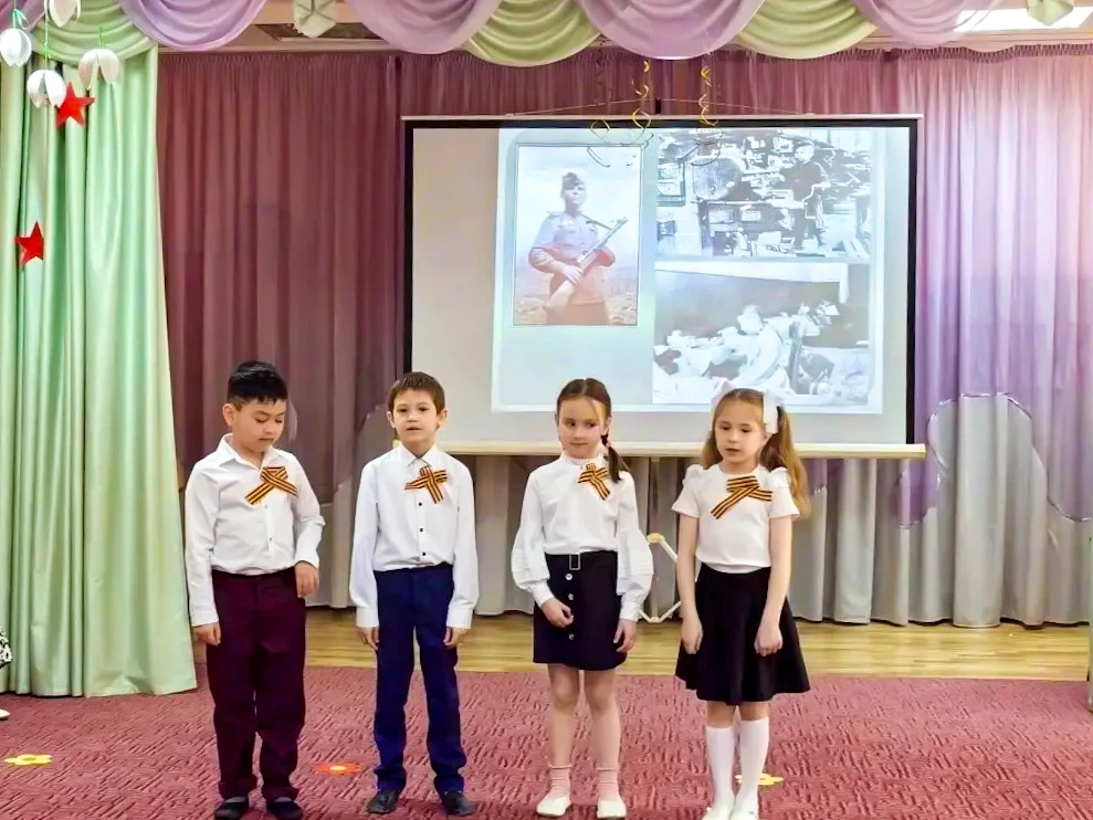 МАЛЕНЬКИЕ ГЕРОИ БОЛЬШОЙ ВОЙНЫ🎗️  В дошкольных отделениях нашей школы прошли праздничные тематические