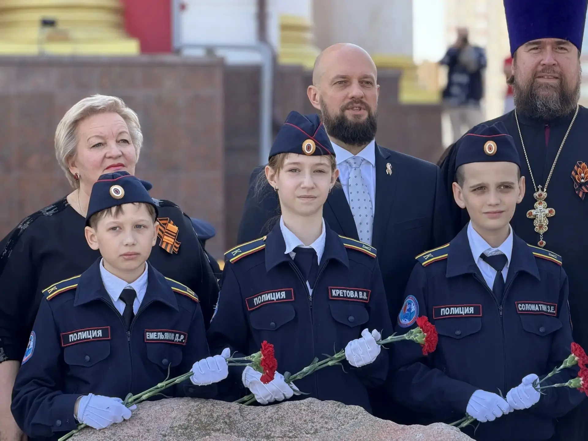 Курские кадеты приняли участие в Крестном ходе и Божественной литургии   В храме великомученика Геор