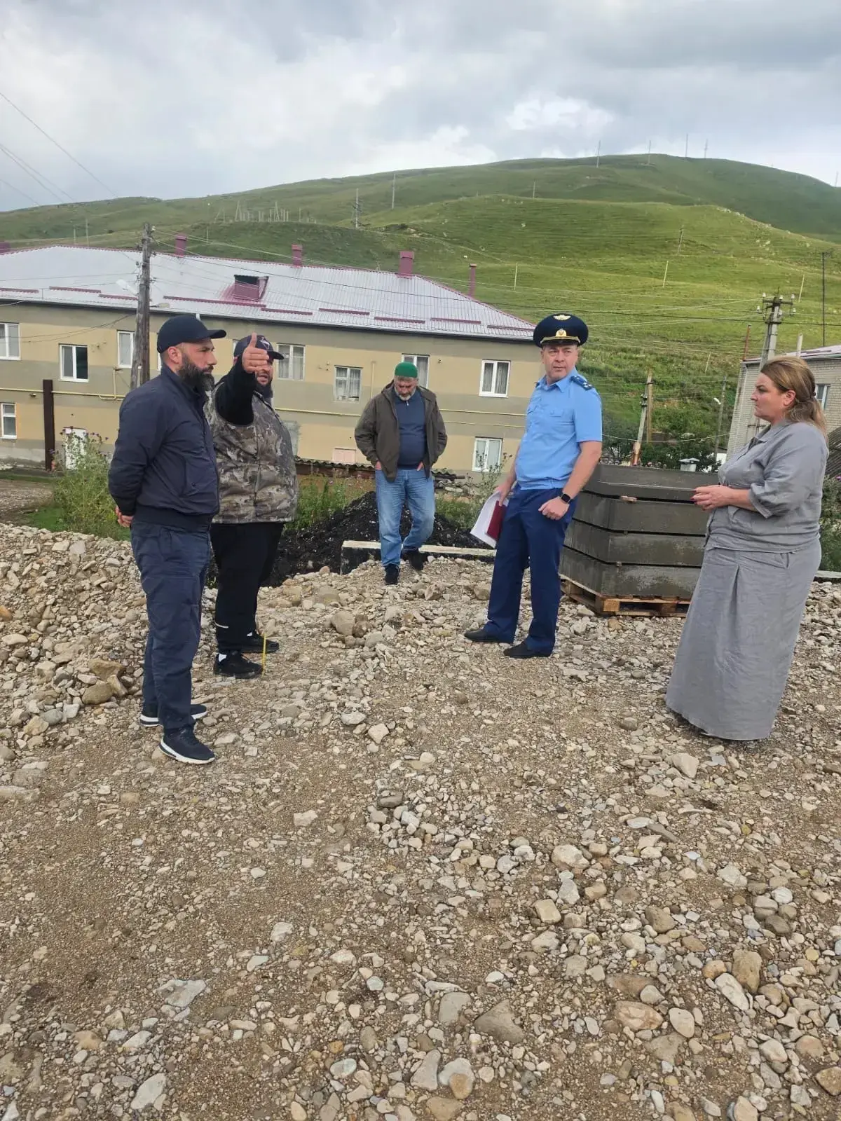 ⚡️ Прокуратура Малокарачаевского района выявила нарушения при строительстве врачебной а...