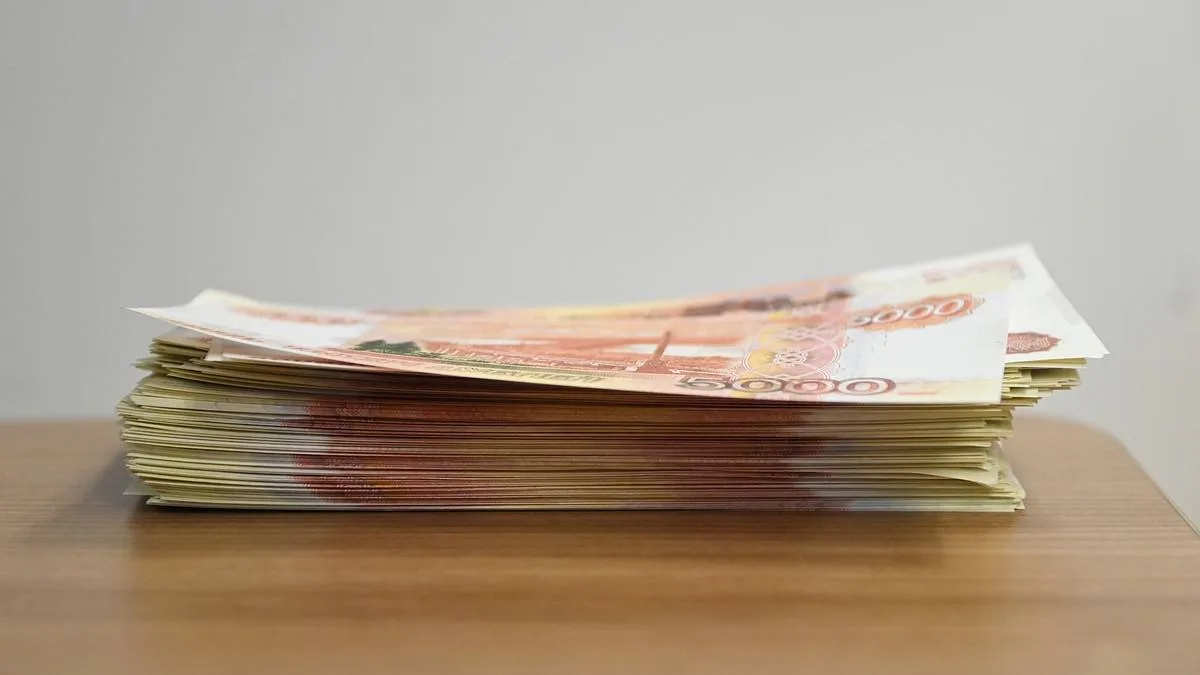 В Томской области пострадавшему на погрузке работнику выплатили 2,5 млн рублей после. 

В июне 2025 