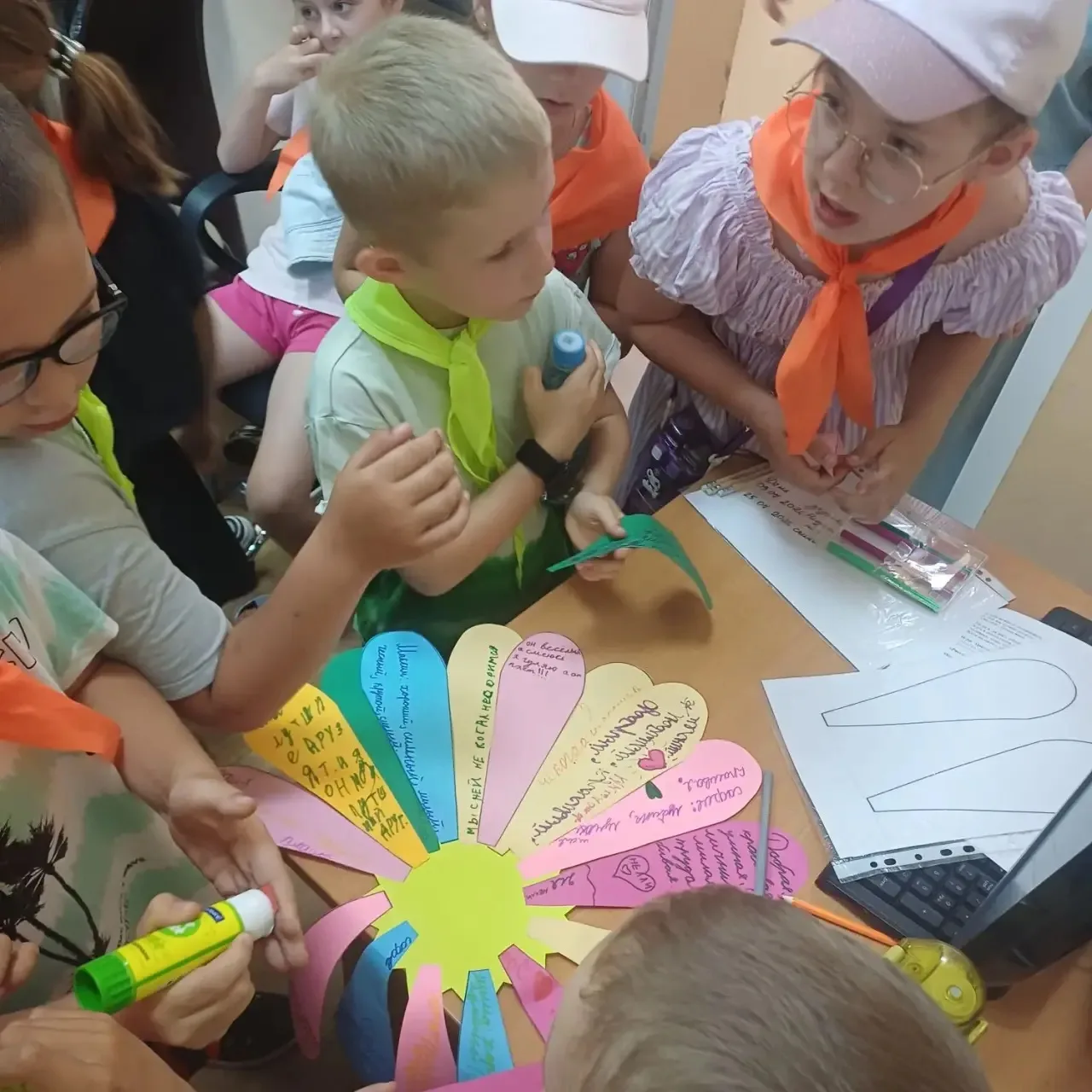 Дорогие родители, а знаете, чему научились ваши дети сегодня? 🌟