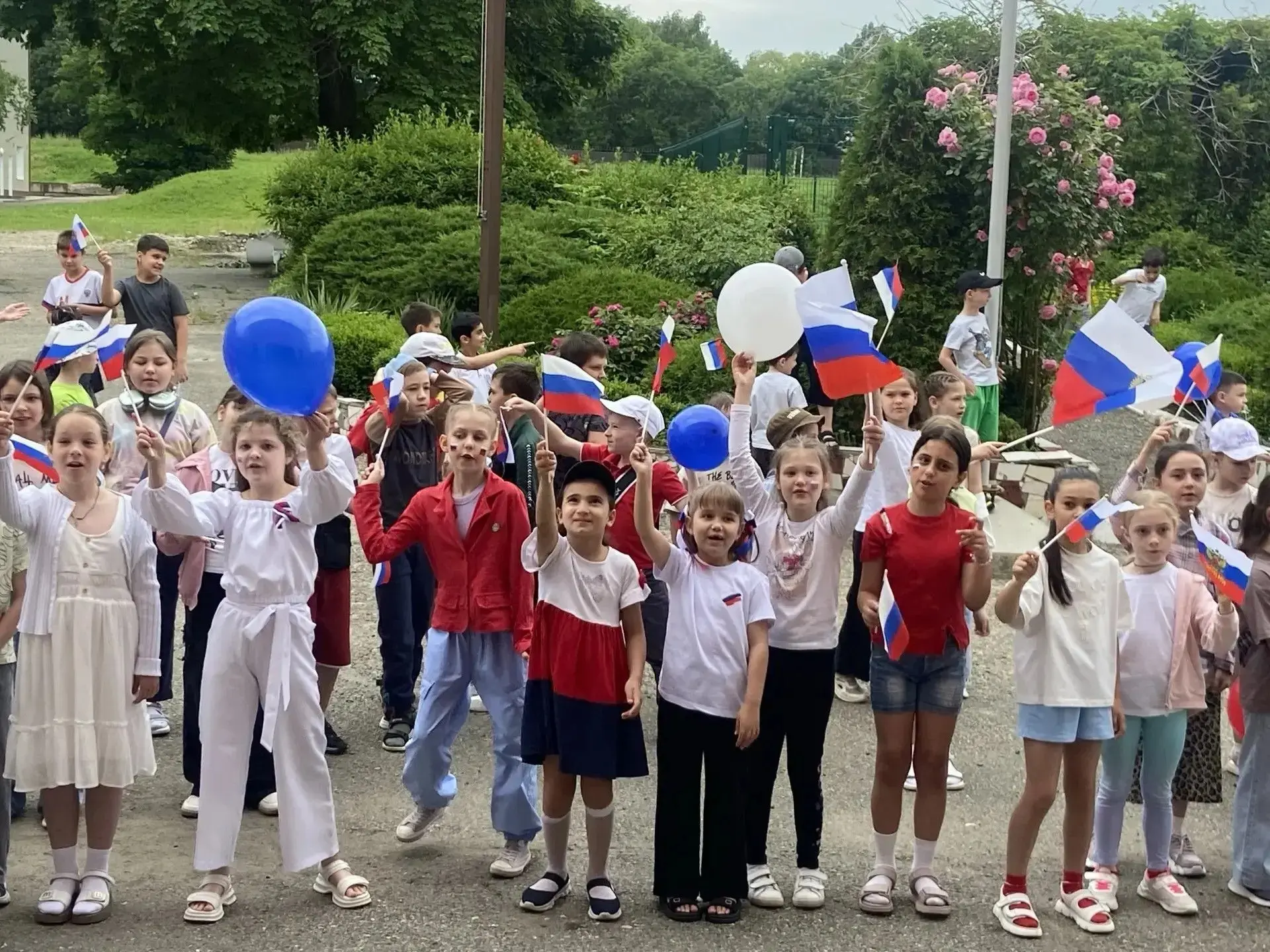 🇷🇺🇷🇺🇷🇺 В лагере «Солнышко» с размахом отметили День России: патриотизм, радость и единство! 

