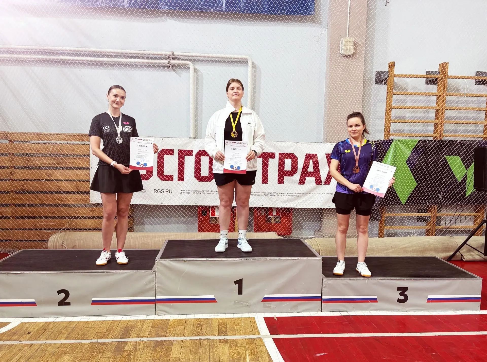 Победа в столице Поморья! 🥇

В конце мая в Архангельске на областном турнире по настольному теннису