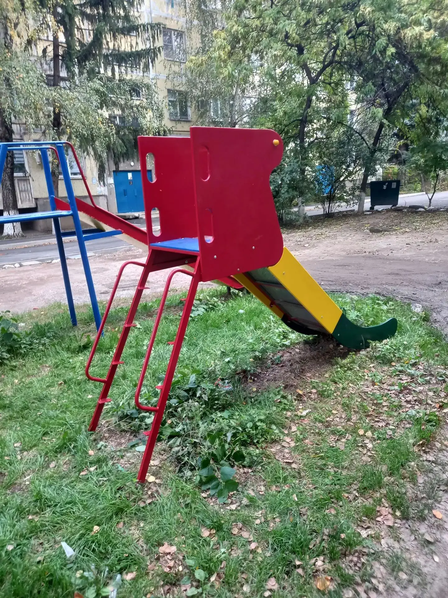🛠️ Восстанавливаем детскую площадку на Транзитной, 2б!