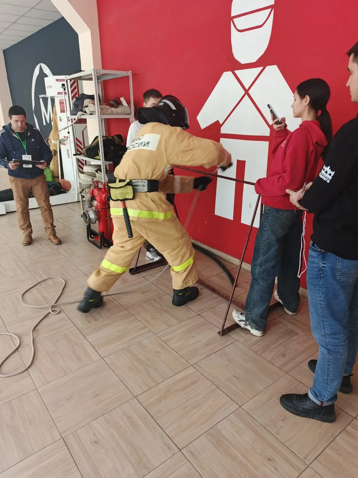 ЧЕМПИОНАТ «ПРОФЕССИОНАЛЫ»

🧑🏻‍🚒На этой неделе в Челябинске стартовал региональный этап чемпионата