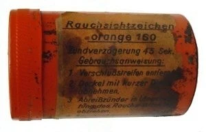 Немецкий дымовой сигнал RauchSichtzeichen

Дымовые сигналы RauchSichtzeichen бывают только оранжевог