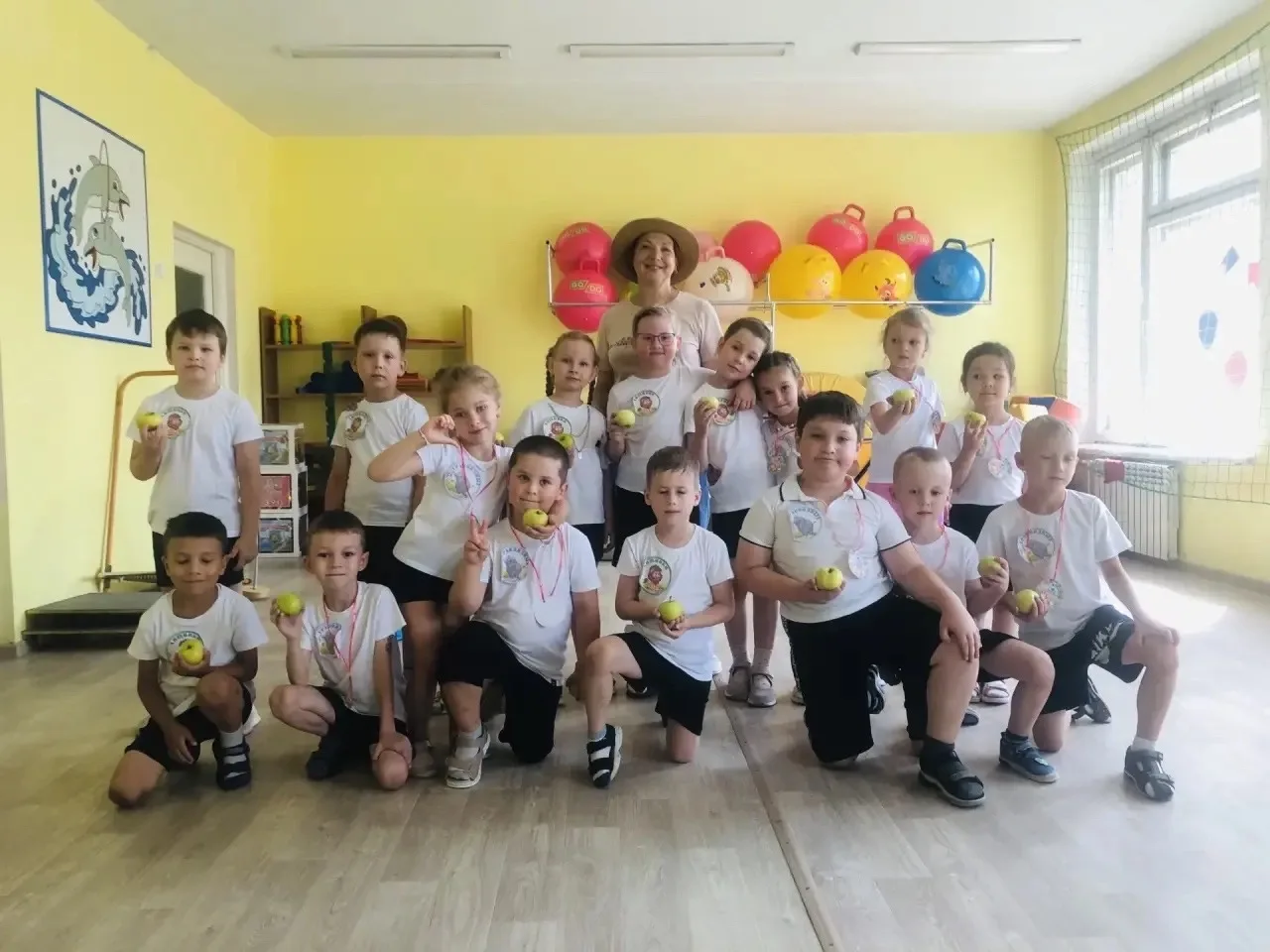 В нашем детском саду  для детей старшего дошкольного возраста прошло яркое и увлекательное спортивно
